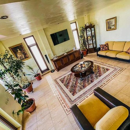 Отель Vila Orange Нэводари Экстерьер фото