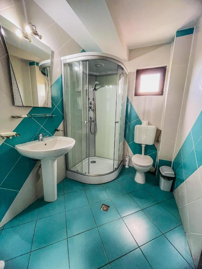 Отель Vila Orange Нэводари Экстерьер фото